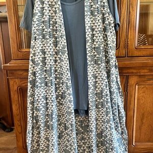 LULAROE Blue Perfect Tee Only l Size S